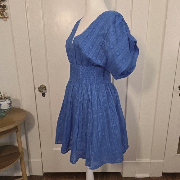 Tecovas Blue Smocked Waist Mini Dress Size L - Picture 2 of 8